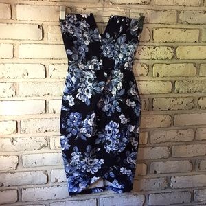 Lulu’s Strapless Floral Dress